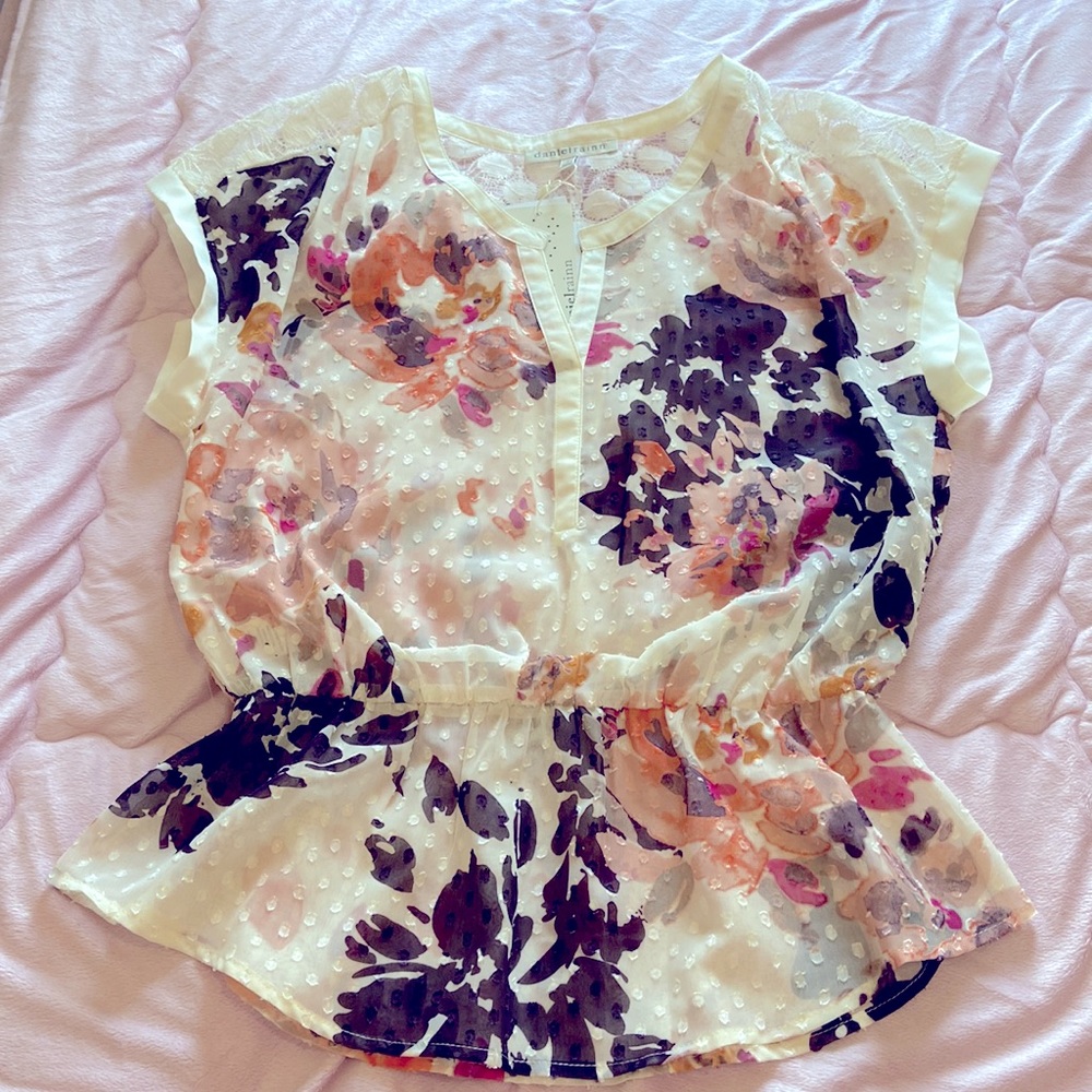 Daniel Rainn , blouses top.